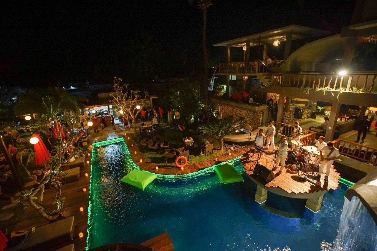 Pipe Dream Villas Resort Kuta  Eksteriør billede