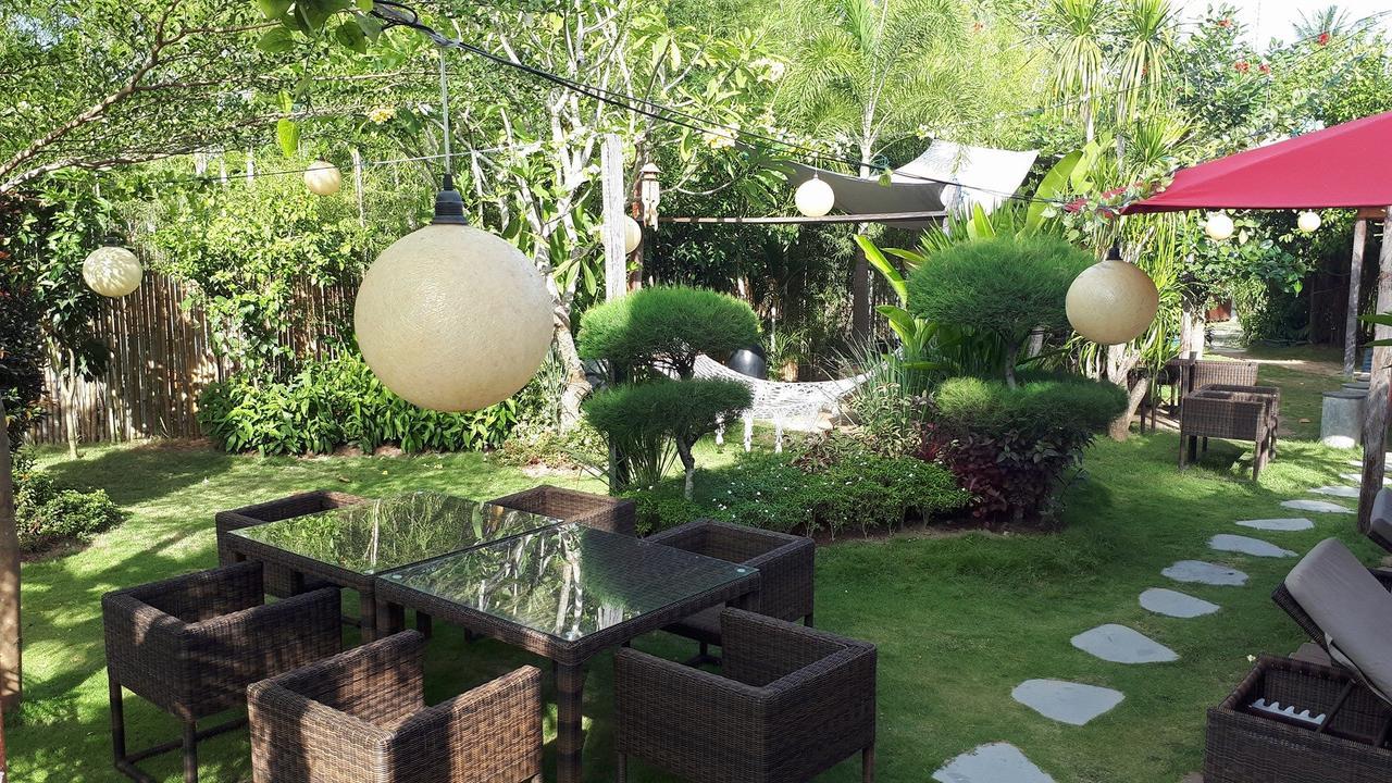 Pipe Dream Villas Resort Kuta  Eksteriør billede