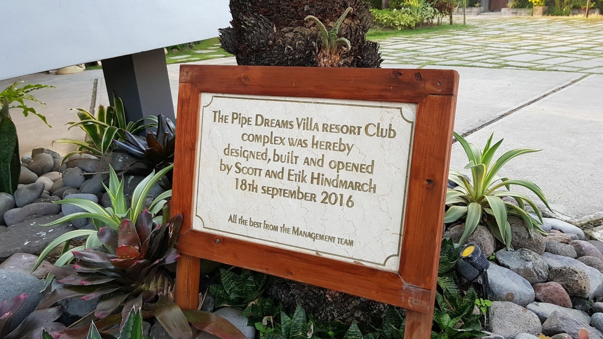 Pipe Dream Villas Resort Kuta  Eksteriør billede